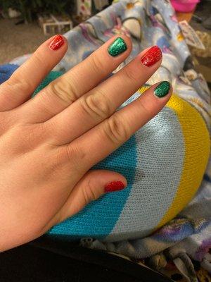 Christmas color manicure