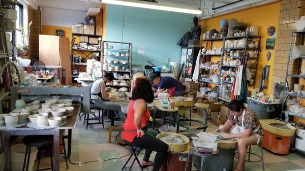 Throwing on the Potters Wheel Class... It's not as easy as it looks!