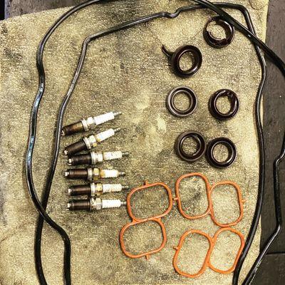 Valve cover gasket/spark plug tube seals and spark plugs