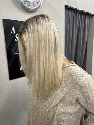 Pretty highlight blonde!