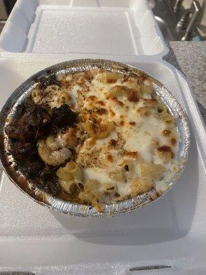 Oxtail Mac and Cheese