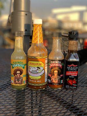 Hot sauce options + more