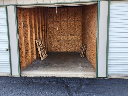 Potter's Self Storage LLC - standard storage unit.