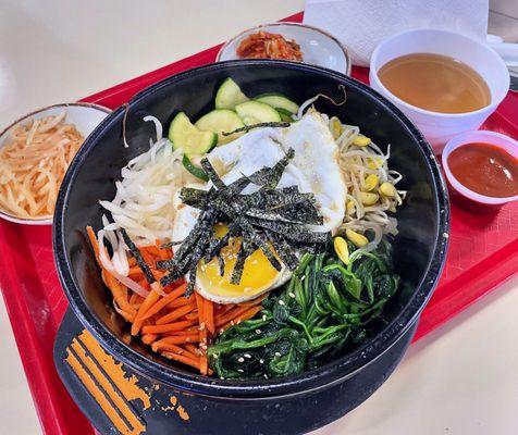 Hot stone bibimbap  IG: @fooddeclassified