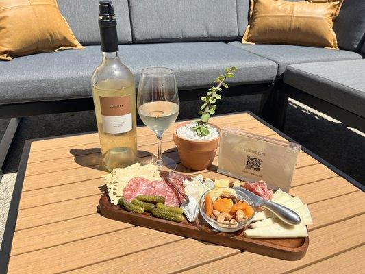 Local cheese boards served on Sundays from 12-5pm.