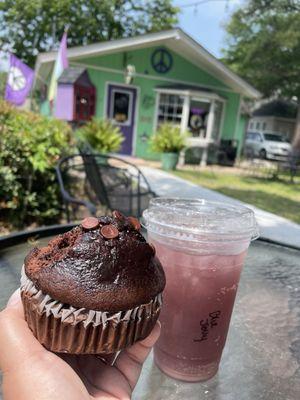 Double chocolate chip muffin & Blue Jolly Boost