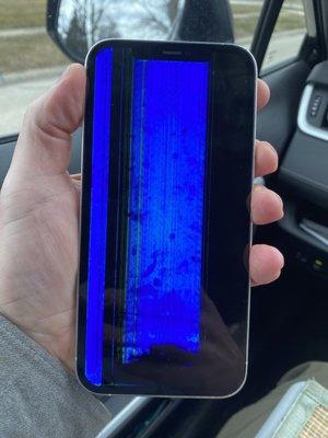 Broken iPhone XR Screen Replacement