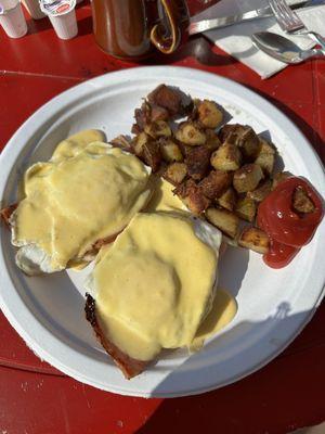 Eggs Benedict