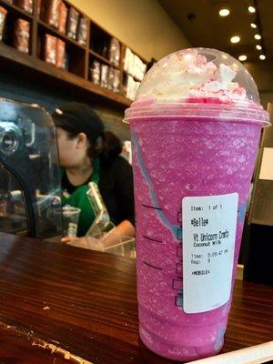 Unicorn frappaccino is amazing!!!