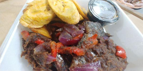 Spiced Baked cut tilapia, plantain and source! Yummy!!