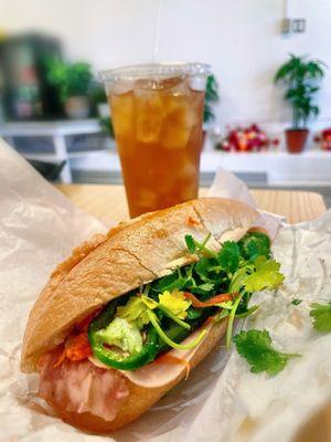 Banh mi and drink combo $10.99 / #1 Special Combination.