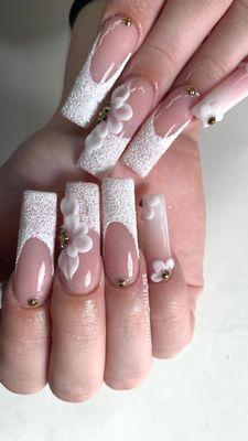 Nails design