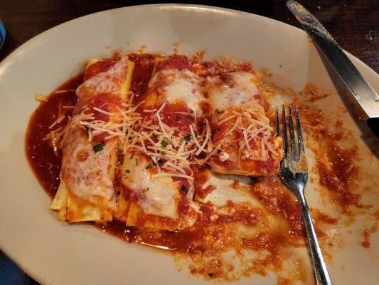 Baked manicotti.