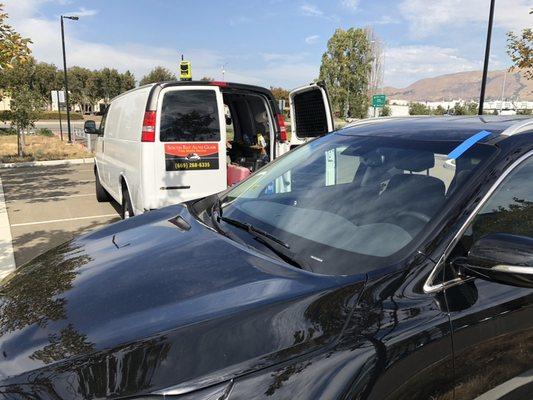 Windshield replacement on a 2017 Kia Sorento