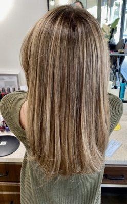 Balayage specialist, balayage, hair color, highlights, hair salon, haircuts, hairstylist, blowout