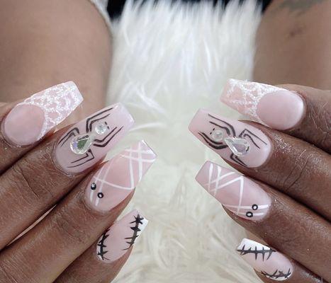 Glo Nail Lounge