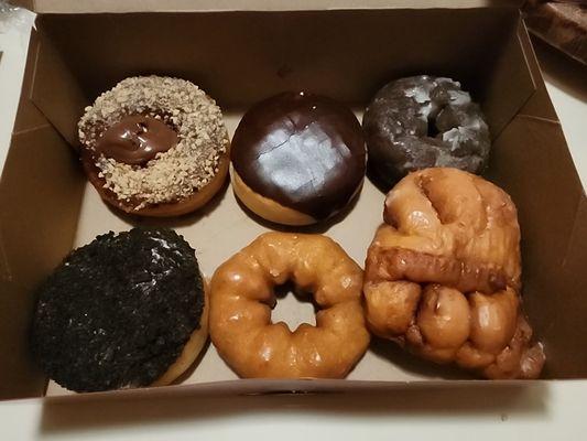 6 Donuts