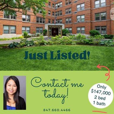 Locatednear Downtown Evanston! This 2 Bed, 1 Bath  is waiting for your perfect touch! 

1585 Ridge Ave #204, Evanston