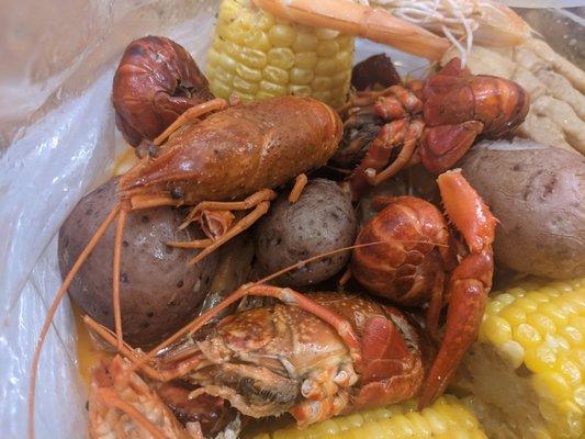 January 16 2021; Make Your Own Catch (2 clusters of snow crab legs, 1lb crawfish, 1lb shrimp, Du Jour special sauce; $59.87).