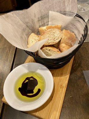 Bread and olive oil with balsamic vinegar