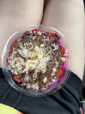 Pitaya Bowl with Nutella