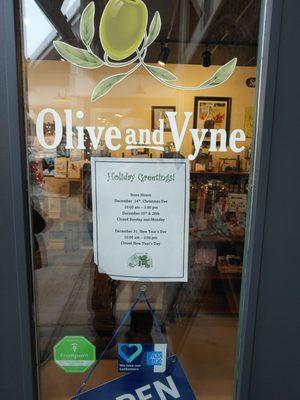 What a wonderful store for wine, olive oil, balsamic vinegar & gifts for friends & family!