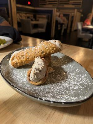 Cannolis - bigger than they look in this photo