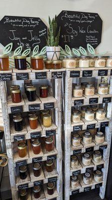 Local honey and soy candles