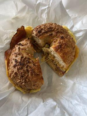 jalapeño cheddar bagel with bacon, egg and cheese