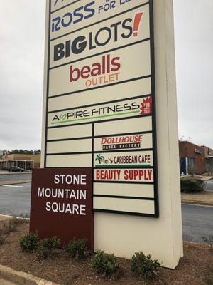 Pylon Signs (Aspire Fitness)