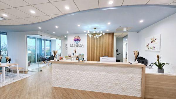 Welcome to LA Smile Co. Orthodontics, a warm, modern and, dare we say, fun place to receive top-notch orthodontic care!