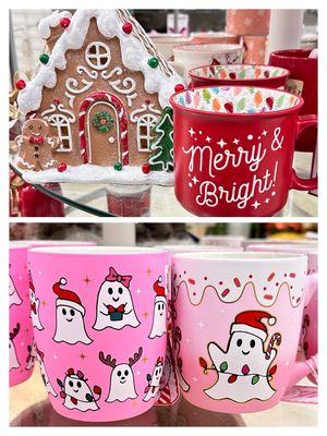 *:｡ﾟIt's never too early to plan for the hot chocolate/eggnog holiday gatherings. *:｡ﾟ3 festive mugs today, 7 more to go. *:｡ﾟ