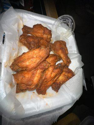 Chicken Wings 10 piece Hot, so crispy