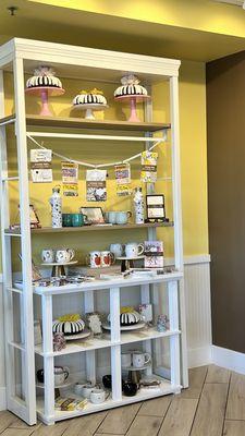 Great display of their Bundt cakes and items for sale. There's a little something for everybody different kind of gifts.