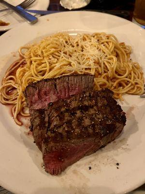 Special: 10 oz fillet was with delicious side pepper pasta