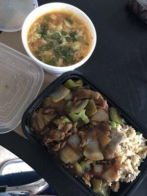 Pepper Steak W. Onion with fried rice and hot and sour soup