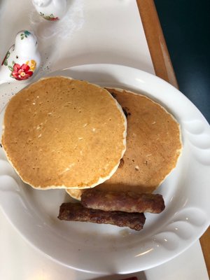 Good pancakes, great sausage