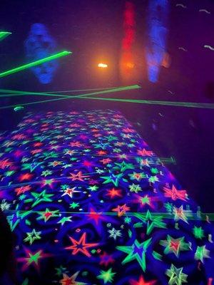 Laser maze