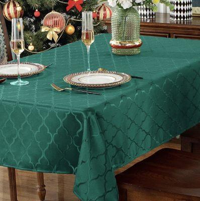 SASTYBALE Christmas Tablecloth Damask Fabric Table Cloth (Green)

Water Resistant Wrinkle Free Polyester Table Cover for Kitchen