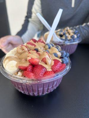 Front: Berry bowl (+pb), Back: Power bowl