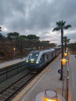 Incoming Southbound Train (Evening)