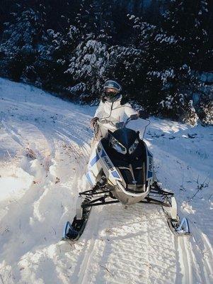 1 hour snowmobile ride