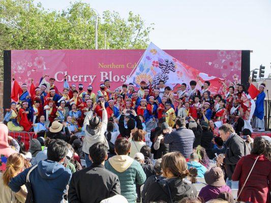 Kazanami Yosakoi performance at the 2022 Northern California Cherry Blossom Festival in Japantown.