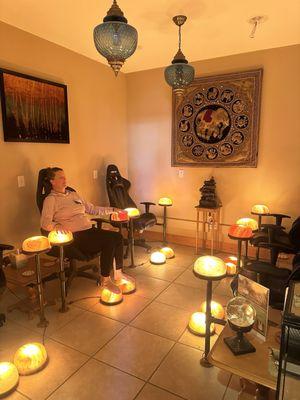 Hand and Foot spa room. First warm your hands and feet on the salt lamps.