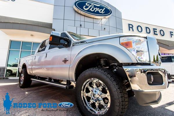 New Ford Super Duty pickupt at Rodeo Ford dealership in Goodyear, AZ