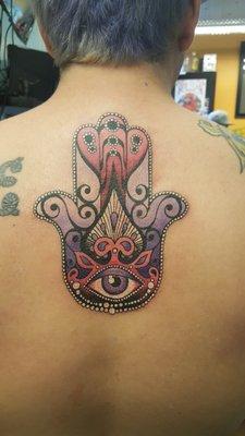 Some intense color work in this Hamsa done by Jerry Deramus.