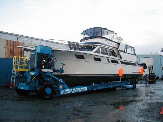 KMI Sea-Lift carrying a 47' Bayliner