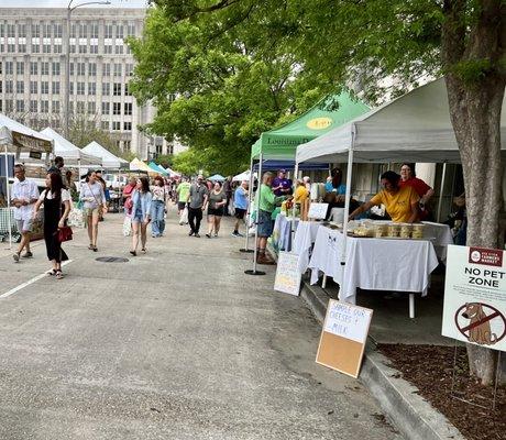 The various vendors are lined up along 5th Street.