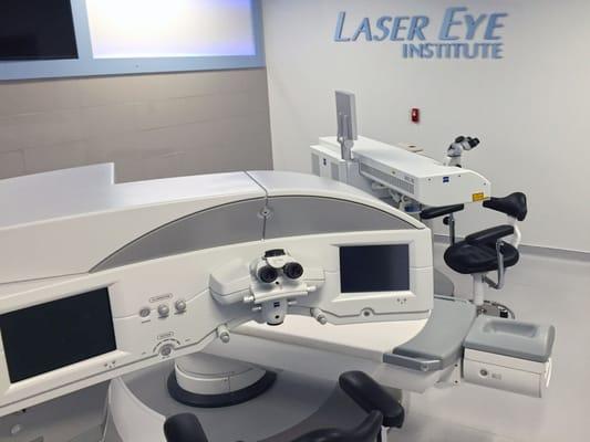 Zeiss LASIK Room