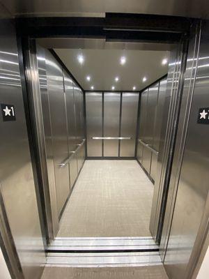 ThyssenKrupp elevator, Havertys Furniture Fort Lauderdale